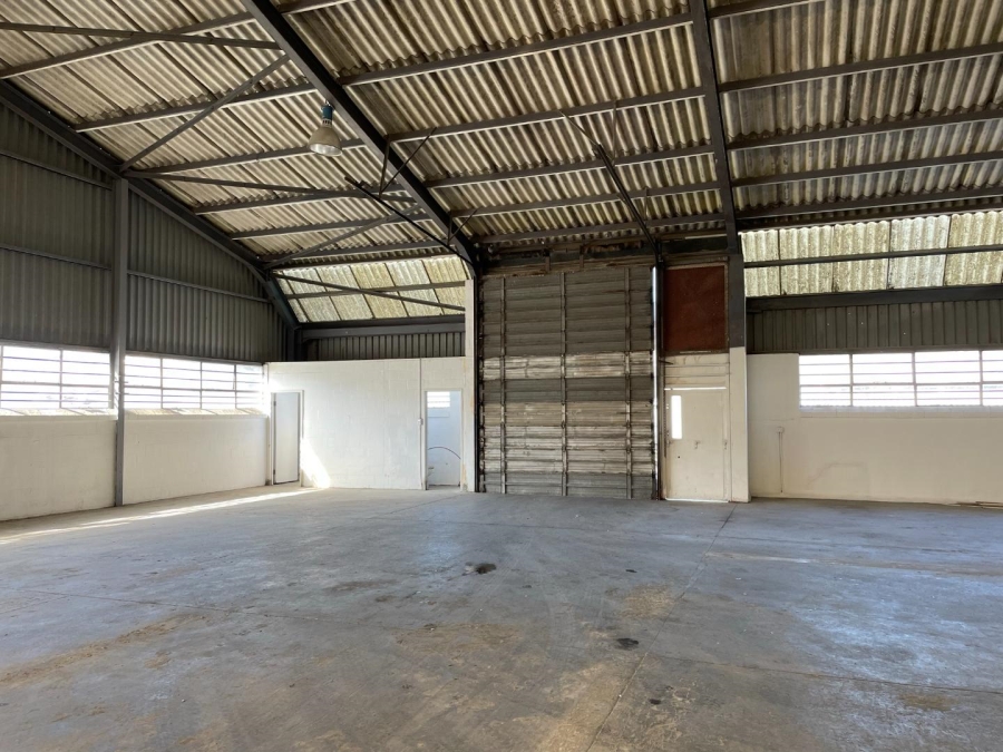 To Let commercial Property for Rent in Retreat Western Cape